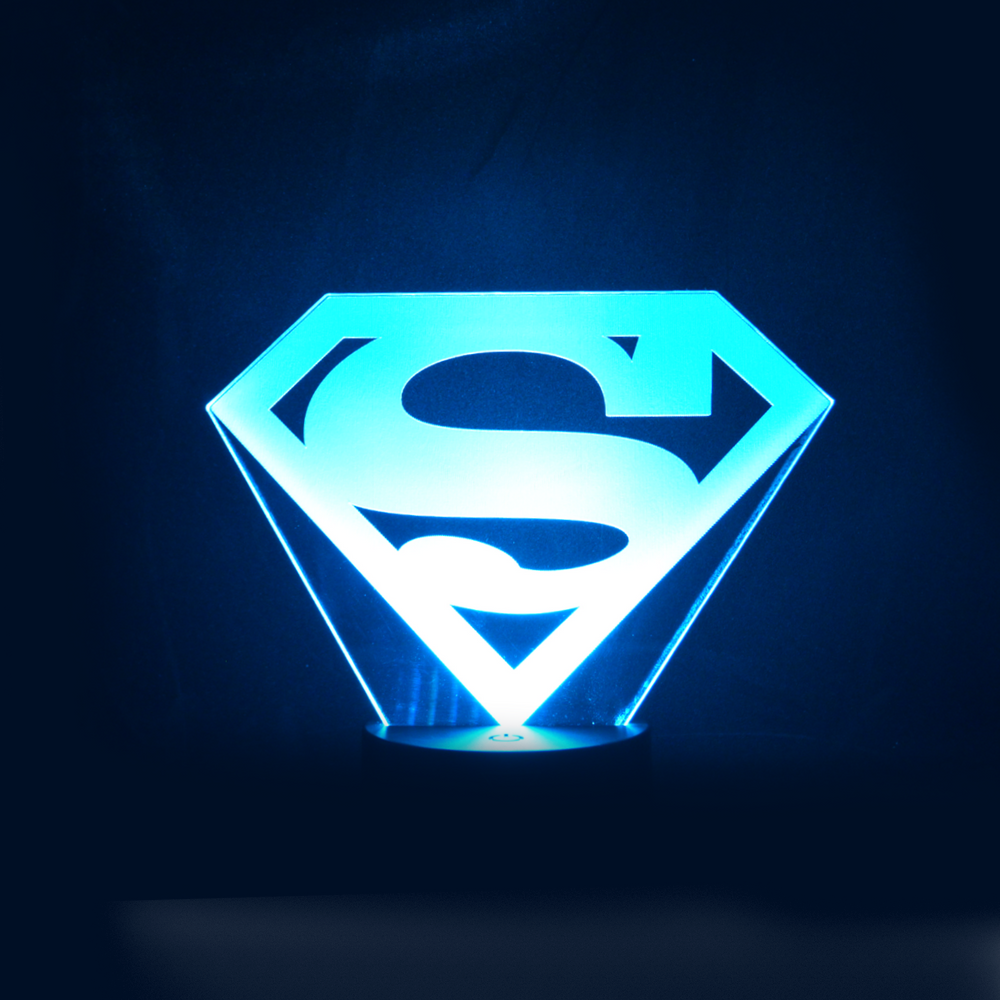 Lámpara de Mesa Superman Símbolo Base con Aplicación